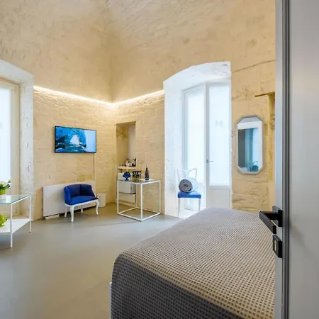 לינה וארוחת בוקר Murr Luxury