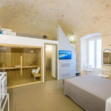 לינה וארוחת בוקר Murr Luxury